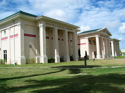 ponce municipal library