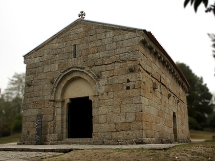 iglesia de san miguel del castillo guimaraes