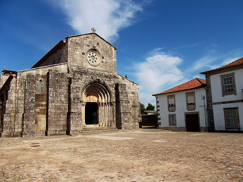 Iglesia de San Pedro de Rates