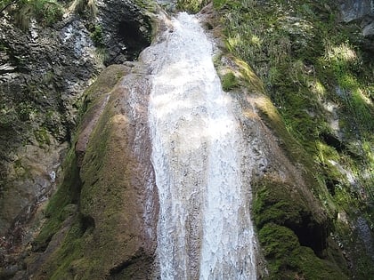 susara waterfall parc national des gorges de la nera beusnita