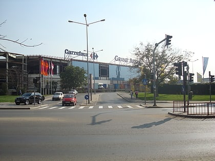 grand arena shopping mall bucarest
