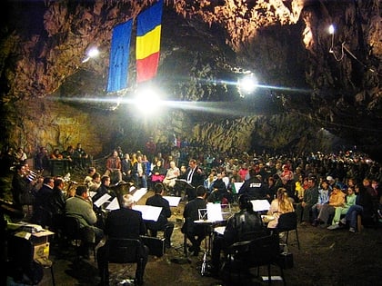 Românești-Höhle
