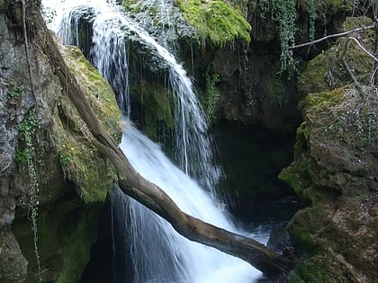 vaioaga waterfall parque nacional cheile nerei beusnita