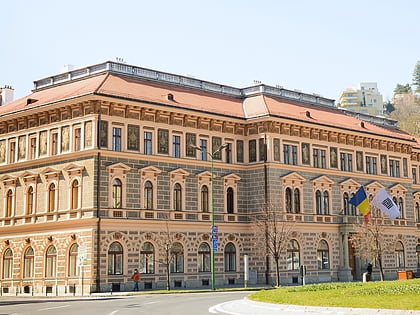 Universidad Transilvania de Brașov