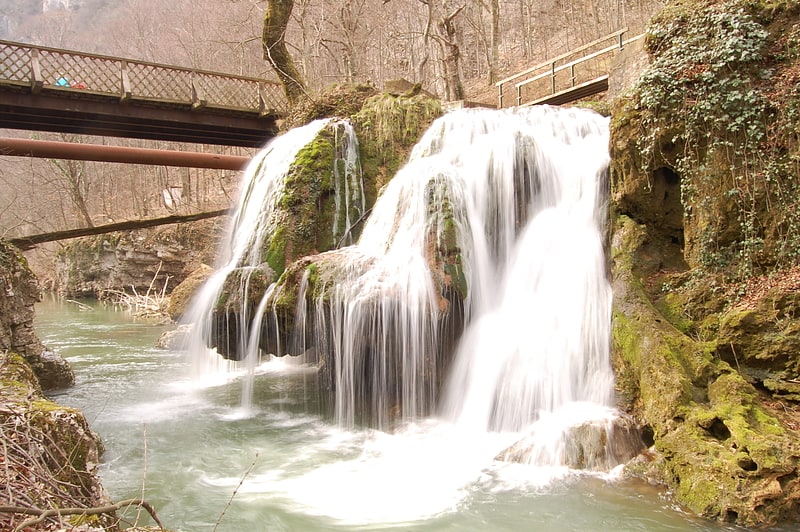 bigar waterfall nationalpark cheile nerei beusnita