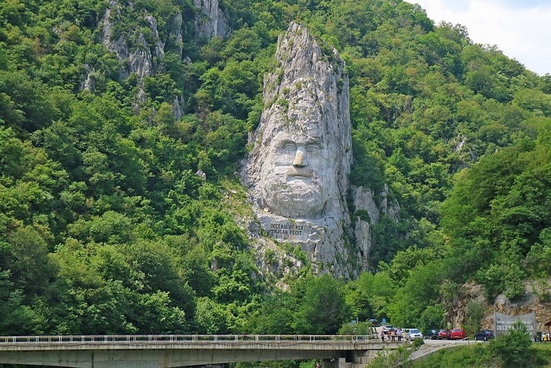 rock sculpture of decebalus orsova