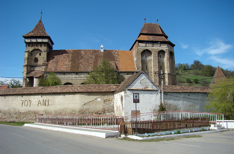 Villages with fortified churches in Transylvania