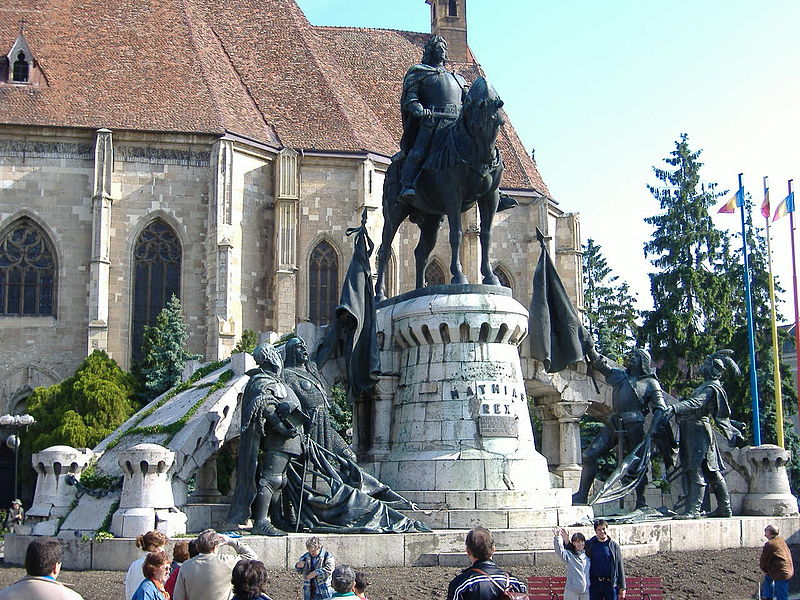 Monumento a Matías Corvino en Cluj-Napoca