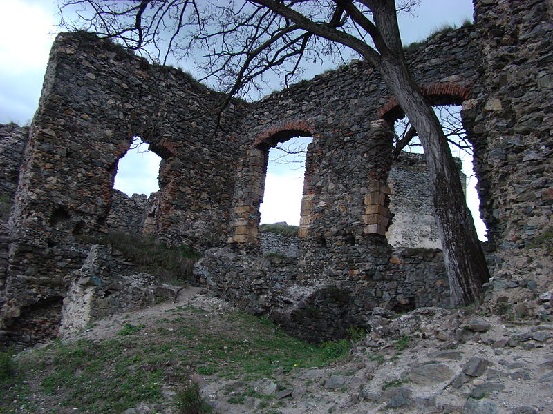 Șoimoș Fortress