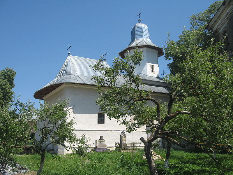 Biserica armeană „Turnul Roșu” Suceava