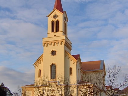 Cathédrale Saint-Jean-Népomucène de Zrenjanin