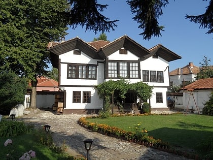 old house pirot