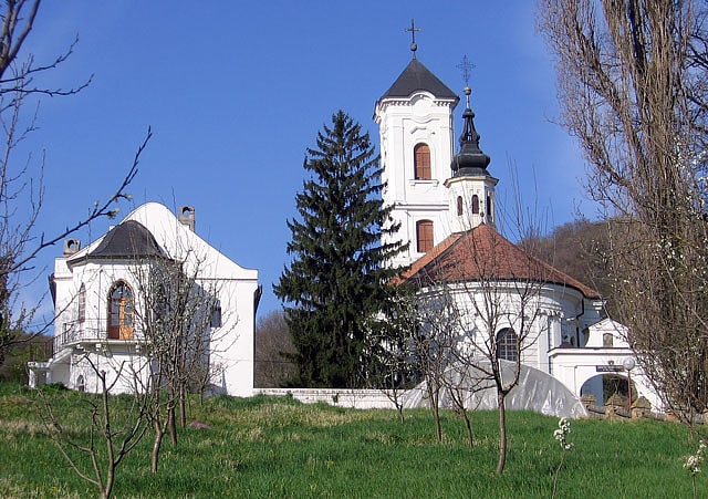 monastere de vrdnik ravanica