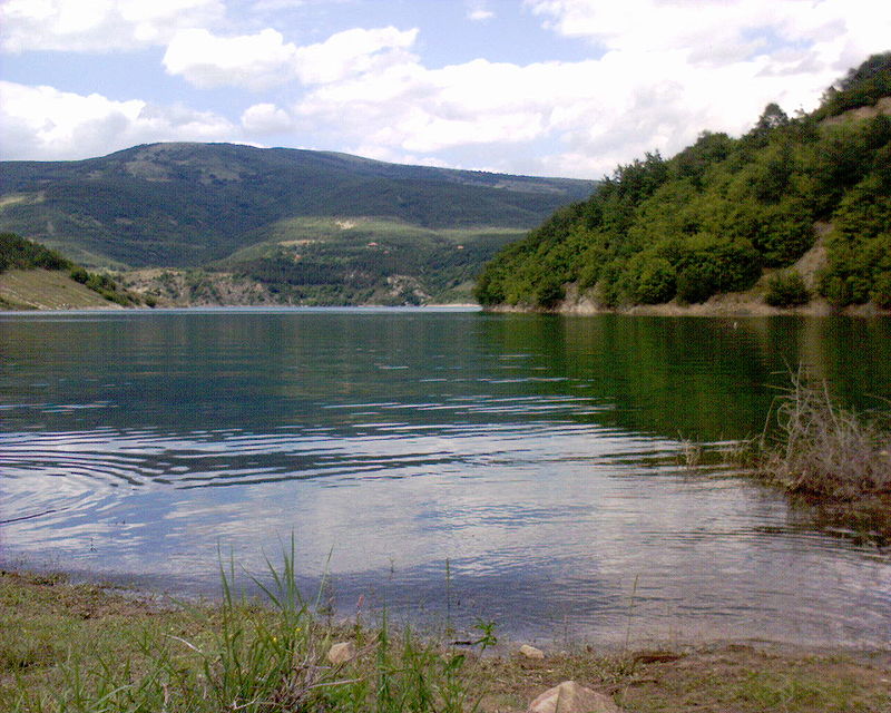 Zavoj Lake