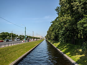 swan canal petersburg