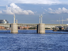 kantemirovsky bridge saint petersburg