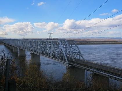 komsomolsk on amur road rail bridge