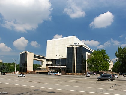 rostovskij teatr dramy im maksima gorkogo rostow nad donem