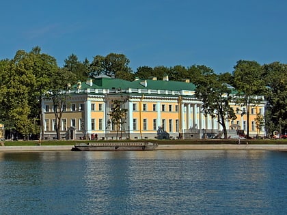 Palais de l'île Kamenny