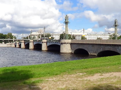 ushakovsky bridge saint petersburg