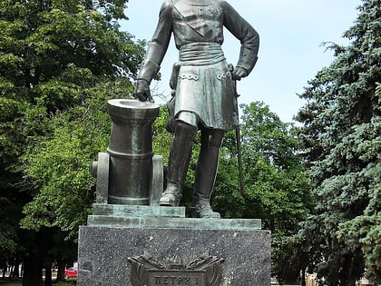 monument to peter i azow