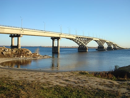 Puente de Sarátov