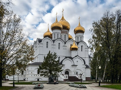 cathedrale de la dormition de iaroslavl