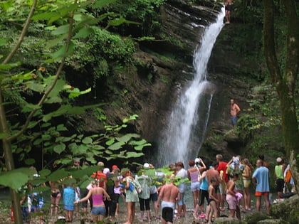 cascada ivanovski parque nacional de sochi