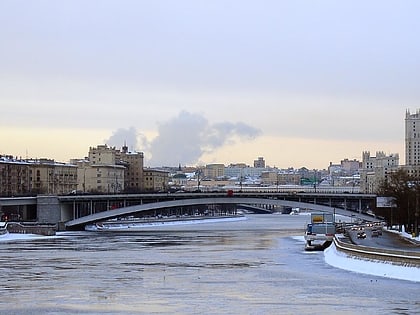bolshoy krasnokholmsky bridge moscu