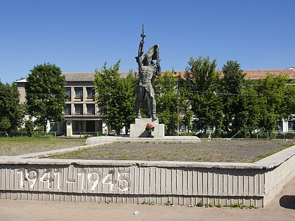 monument v cest voina osvoboditela porkhov