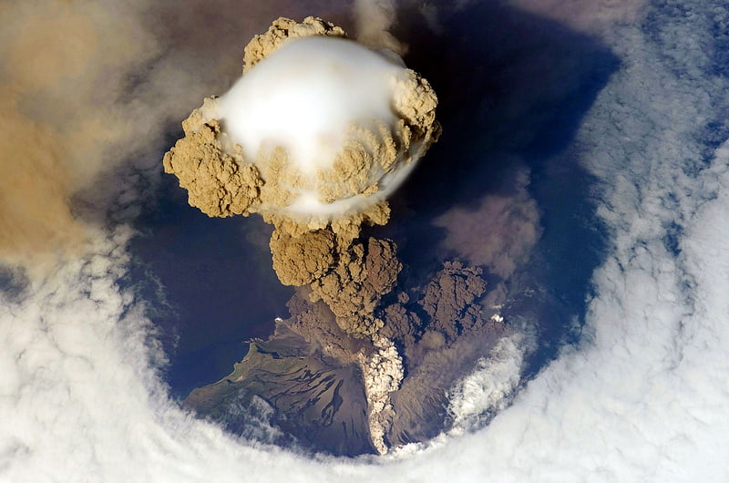 volcan sarychev matua