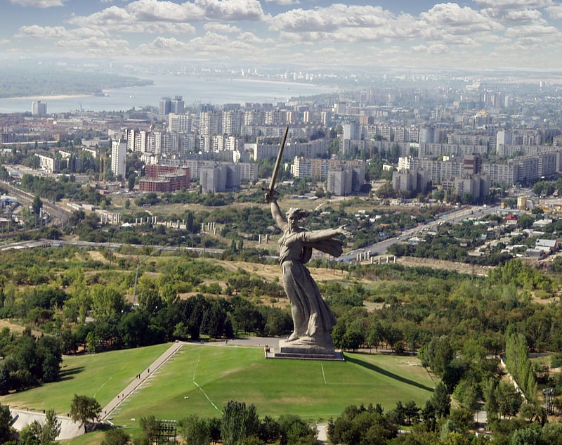 estatua de la madre patria volgogrado