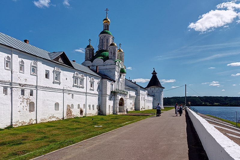 Monasterio de Makariev