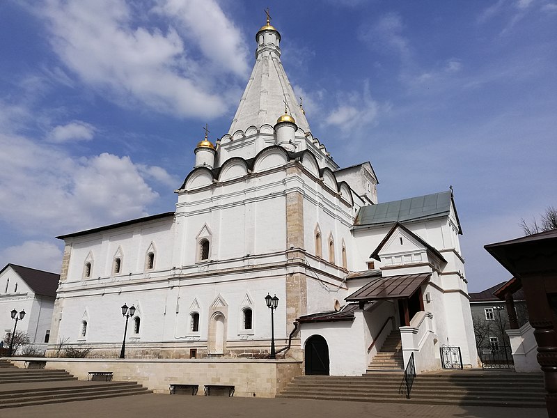 Vladychny Convent