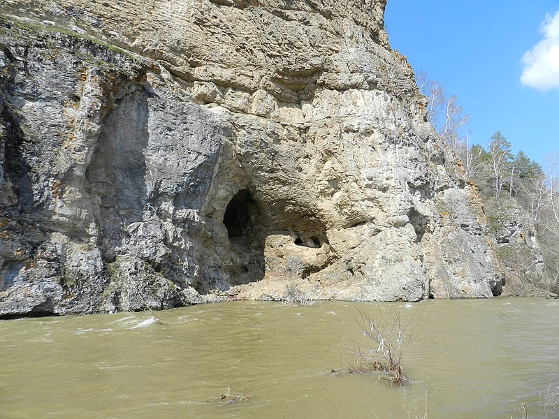 Salavat Yulayev Cave