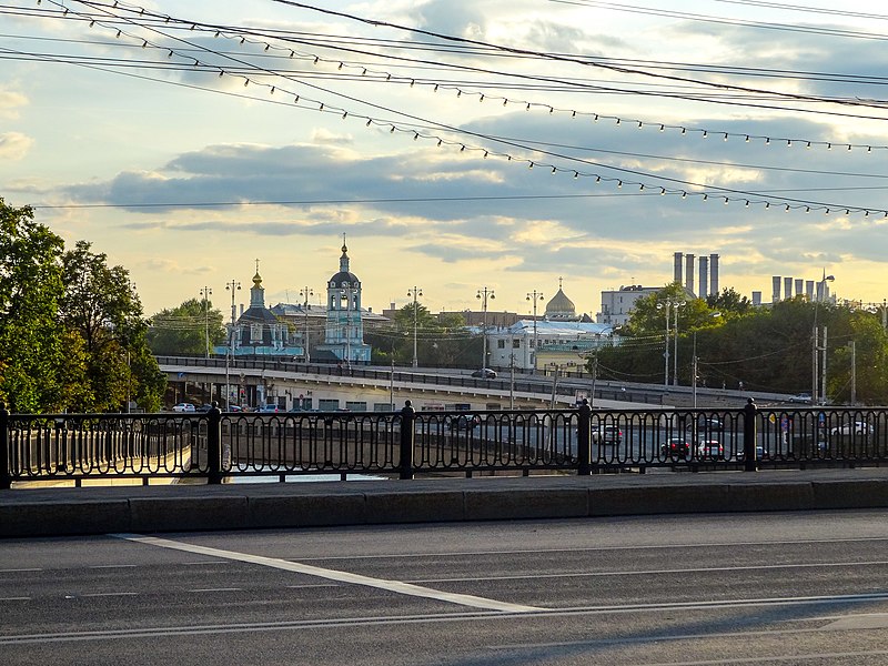 Bolshoy Ustinsky Bridge