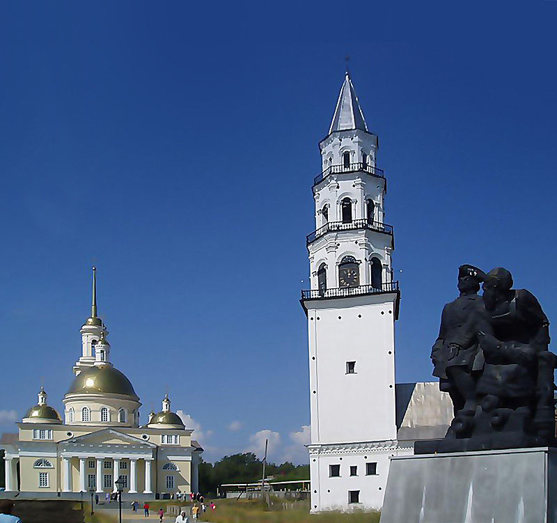 Torre inclinada de Neviansk