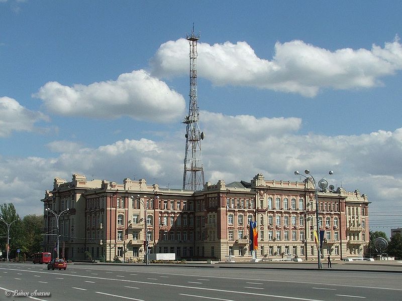 Teatralnaya Square