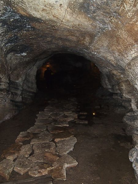 Akhshtyrskaya Cave