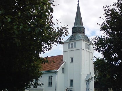 gullholmens kyrka