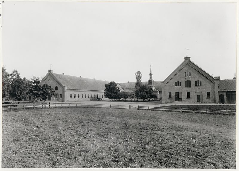 Bjärka-Säby Château