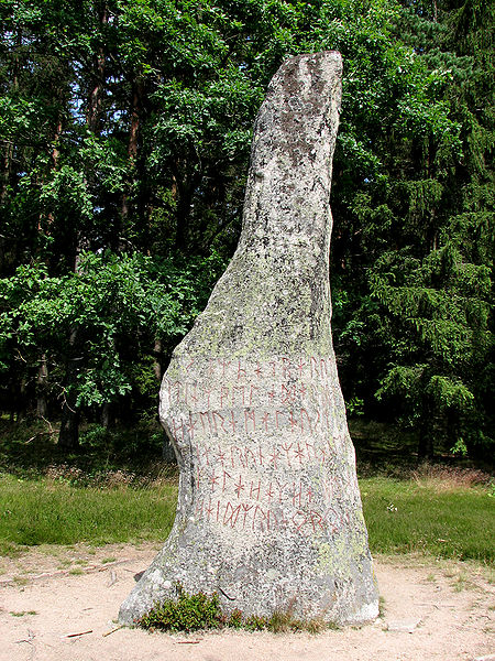 Piedra rúnica de Björketorp