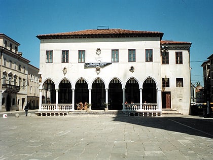 loggia palace koper