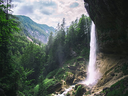 pericnik falls parque nacional del triglav