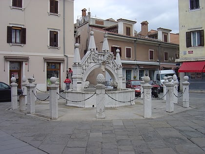 fontaine da ponte koper