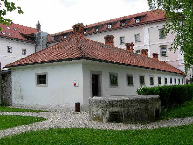 Kacenštajn Castle