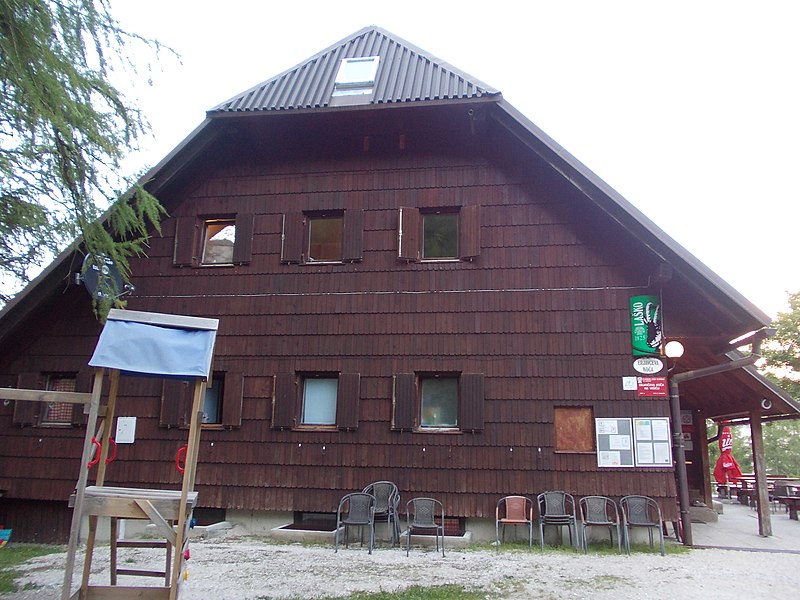 Erjavčeva koča, Nationalpark Triglav