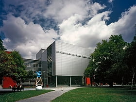 Pan-European University