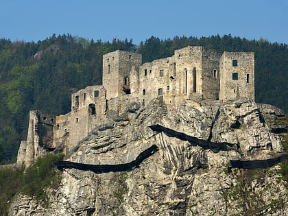 strecno castle