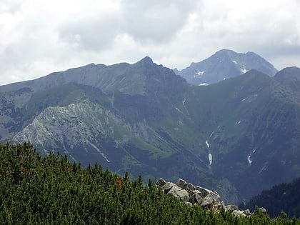 stit nad zelenym parque nacional tatra